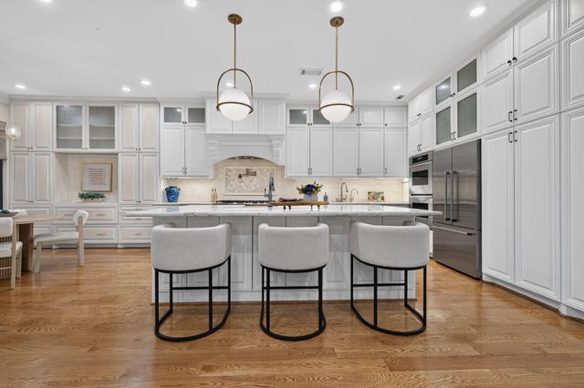 4420 Darsey Street, Bellaire, TX 77401