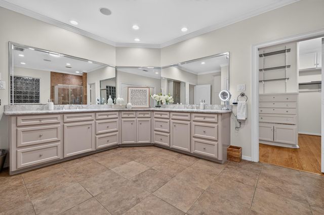 4420 Darsey Street, Bellaire, TX 77401