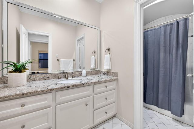 4420 Darsey Street, Bellaire, TX 77401