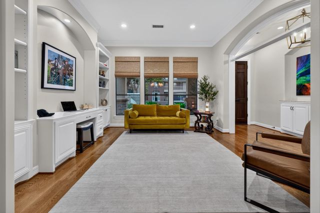 4420 Darsey Street, Bellaire, TX 77401