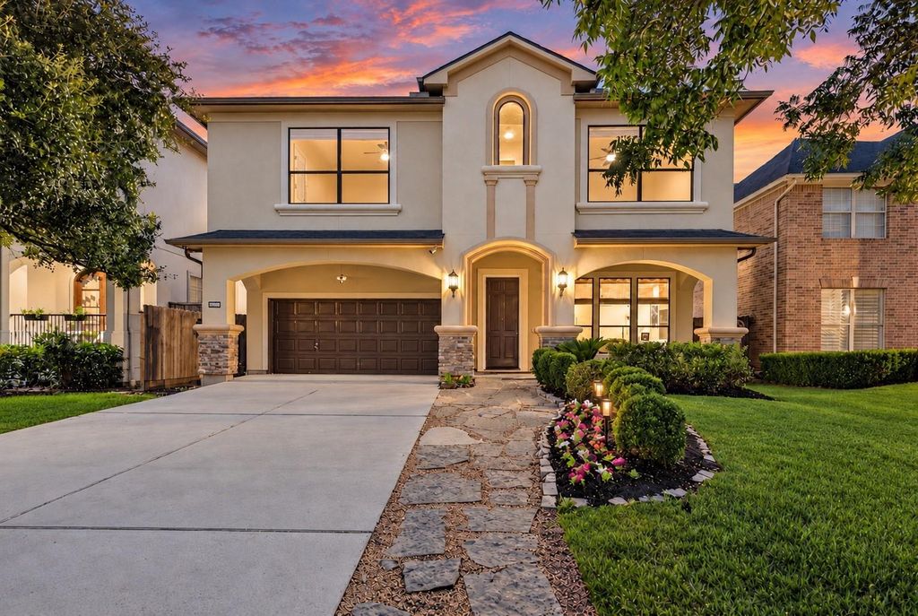 4420 Darsey Street, Bellaire, TX 77401