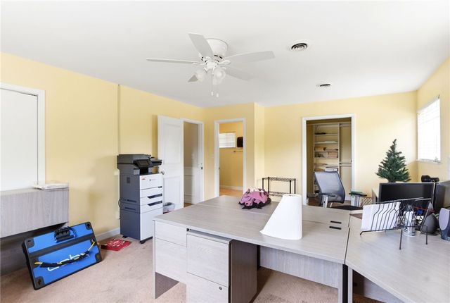 10 Fairway Drive, Springboro, OH 45066
