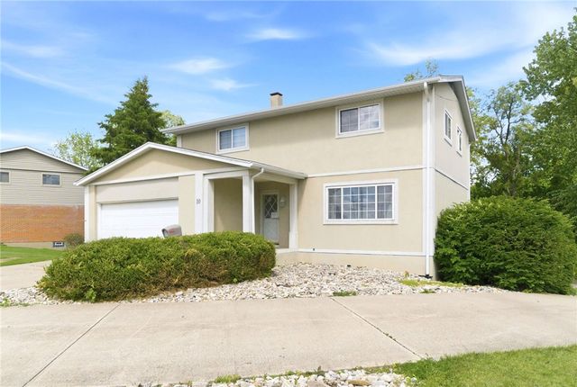 10 Fairway Drive, Springboro, OH 45066
