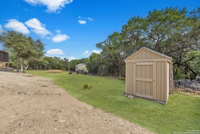 798 legion, Lakehills, TX 78063