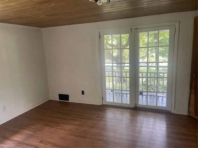 2281 Olivet Church Road, Winston-salem, NC 27106