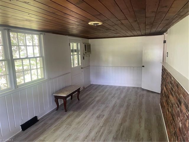 2281 Olivet Church Road, Winston-salem, NC 27106