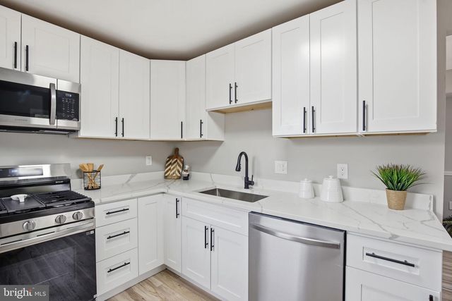 8215 CONSETT CT, Severn, MD 21144