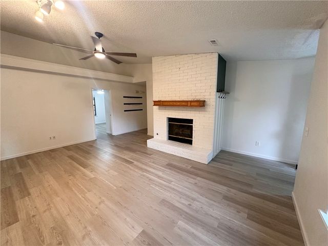 219 Winesap Lane, Bentonville, AR 72712