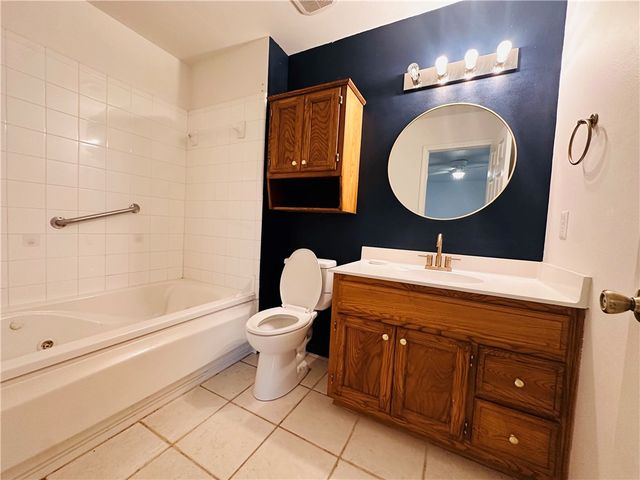 219 Winesap Lane, Bentonville, AR 72712