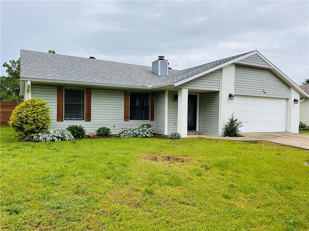 219 Winesap Lane, Bentonville, AR 72712
