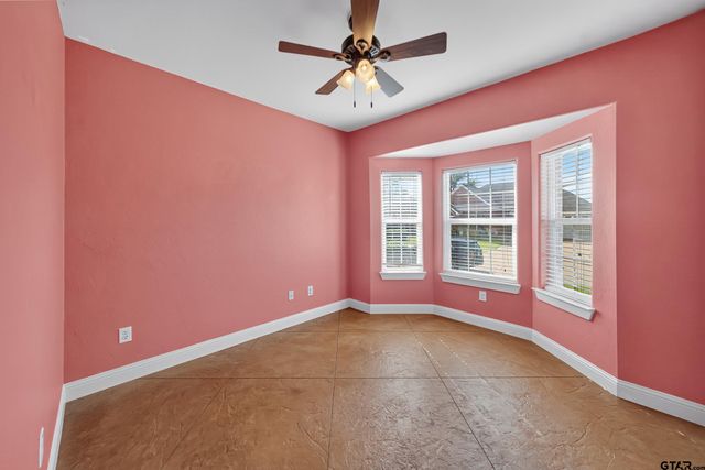 709 Linus Lane, Lindale, TX 75771