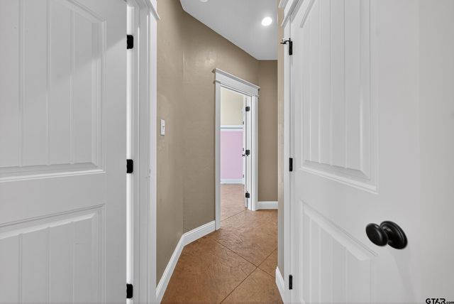 709 Linus Lane, Lindale, TX 75771