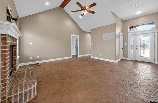 709 Linus Lane, Lindale, TX 75771