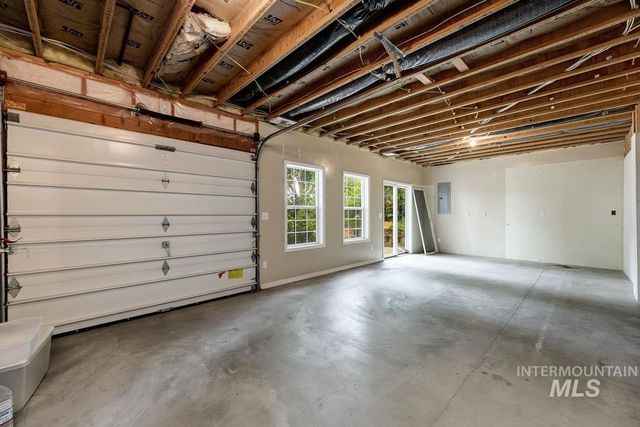 963 E Kingsford Dr, Meridian, ID 83642