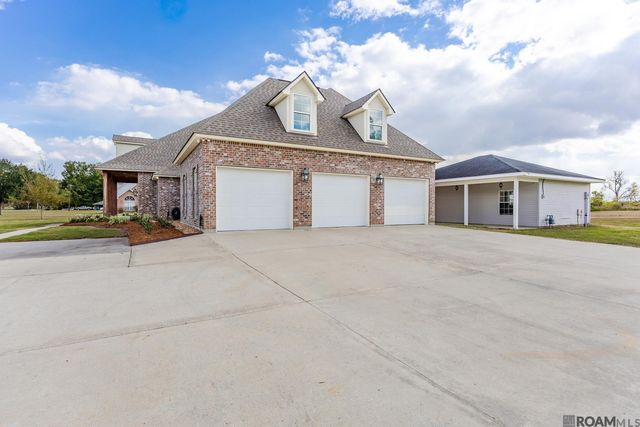 9527 Burnside Rd, Bueche, LA 70729