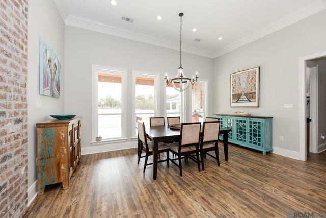 9527 Burnside Rd, Bueche, LA 70729