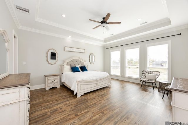 9527 Burnside Rd, Bueche, LA 70729