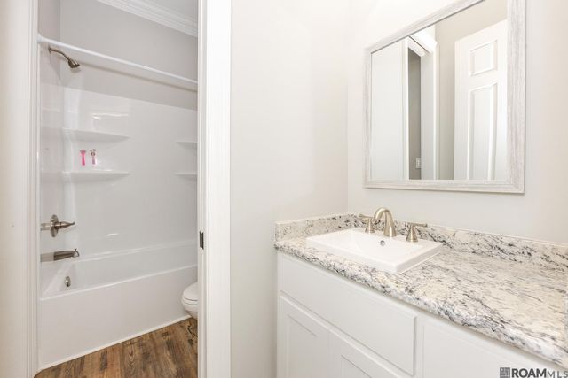 9527 Burnside Rd, Bueche, LA 70729