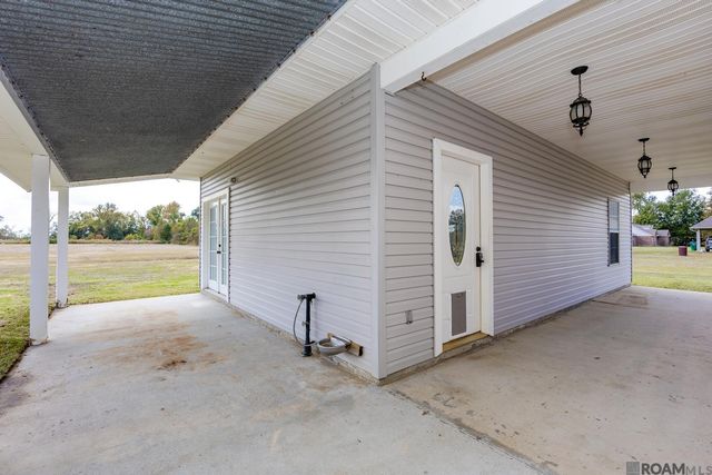 9527 Burnside Rd, Bueche, LA 70729