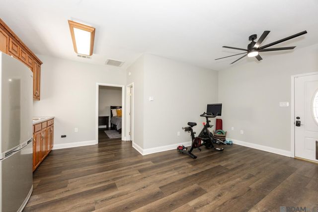 9527 Burnside Rd, Bueche, LA 70729