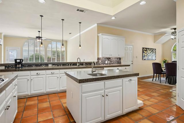 7710 Sweetgum Drive, Irving, TX 75063