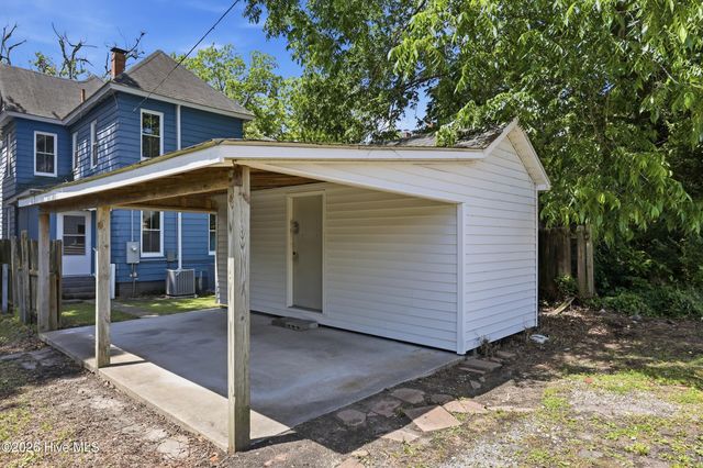 612 W Main Street, Elizabeth City, NC 27909