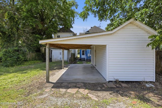 612 W Main Street, Elizabeth City, NC 27909