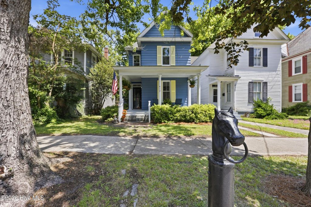 612 W Main Street, Elizabeth City, NC 27909