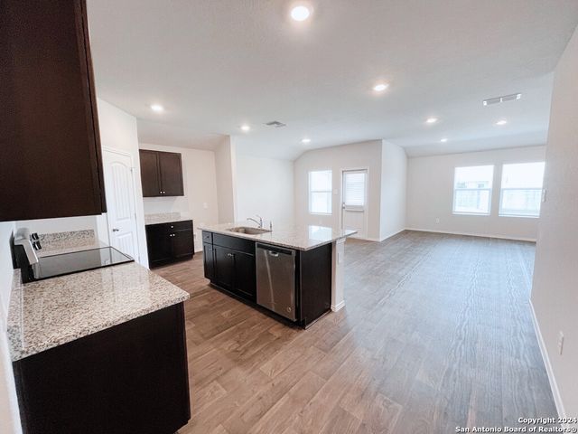 912 Cinnamon Teal, Seguin, TX 78155