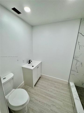 8010 NW 27th Place 8010, Sunrise, FL 33322