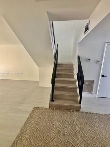 8010 NW 27th Place 8010, Sunrise, FL 33322