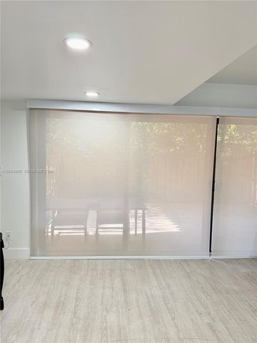 8010 NW 27th Place 8010, Sunrise, FL 33322