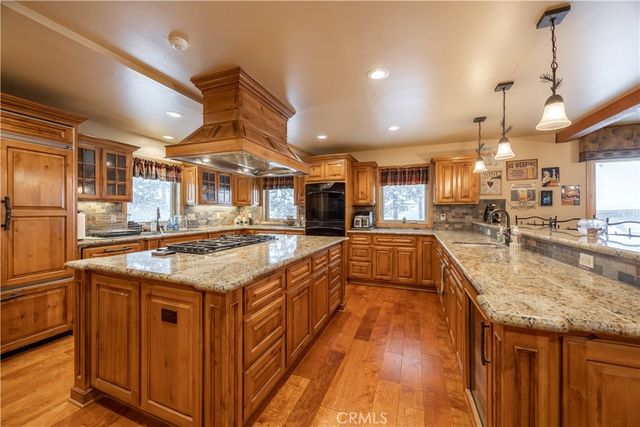 42028 Sky View, Big Bear Lake, CA 92315