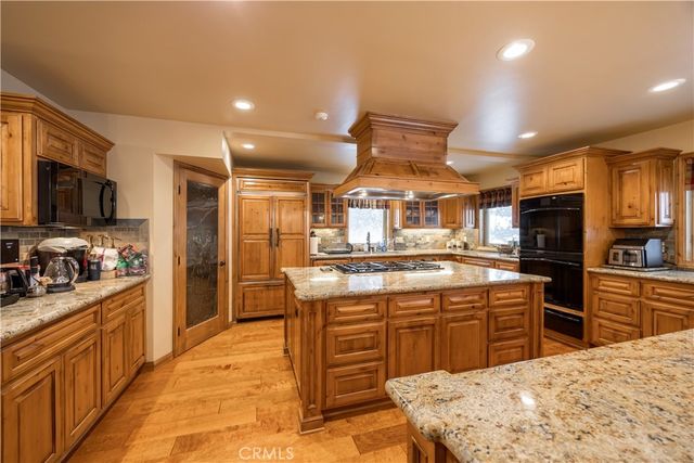 42028 Sky View, Big Bear Lake, CA 92315