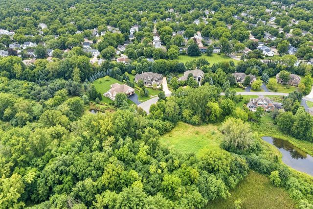 5176 Aptakisic Road, Long Grove, IL 60047