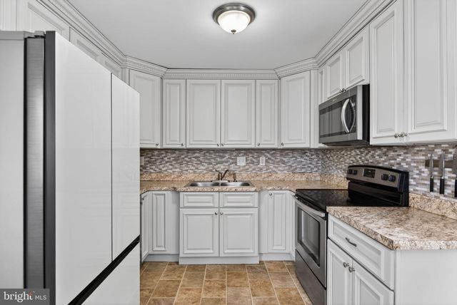 446 LINCOLN AVE, Ephrata, PA 17522