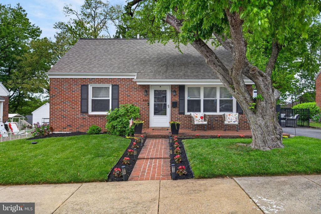 446 LINCOLN AVE, Ephrata, PA 17522