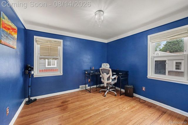 2090 Leblanc Street, Lincoln Park, MI 48146