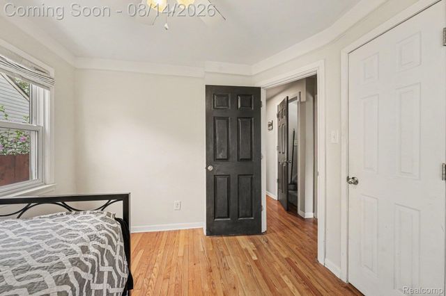 2090 Leblanc Street, Lincoln Park, MI 48146