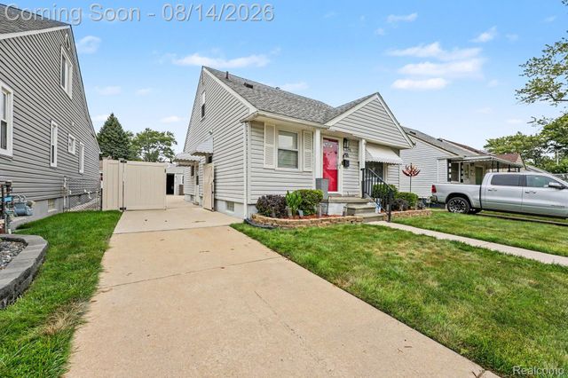 2090 Leblanc Street, Lincoln Park, MI 48146