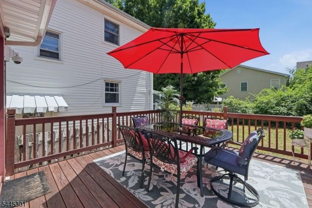 56 Essex Ave, Maplewood Twp., NJ 07040