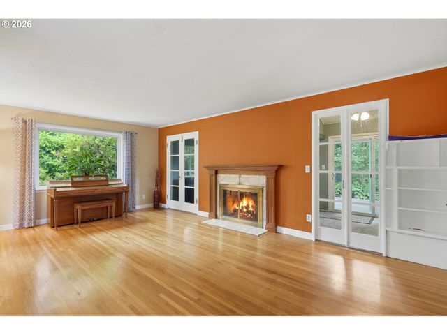 7200 Sw BENZ PARK Dr, Portland, OR 97225