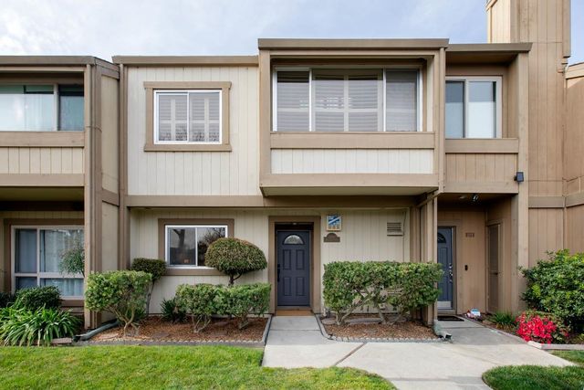 1160 Marianas Ln, Alameda, CA 94502
