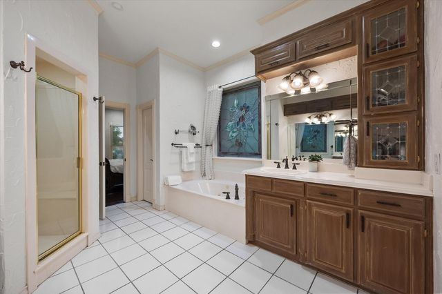 719 Morningside Drive, Mansfield, TX 76063