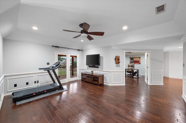 719 Morningside Drive, Mansfield, TX 76063