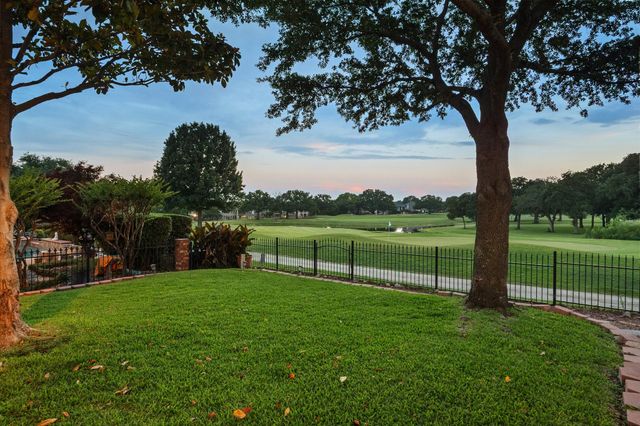 719 Morningside Drive, Mansfield, TX 76063