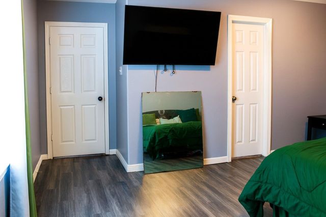 12015 Rosecroft Drive, Houston, TX 77048