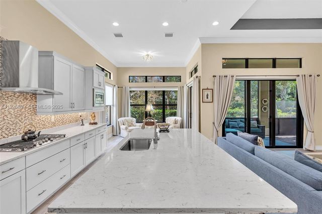 9172 E Leon Cir E, Parkland, FL 33076