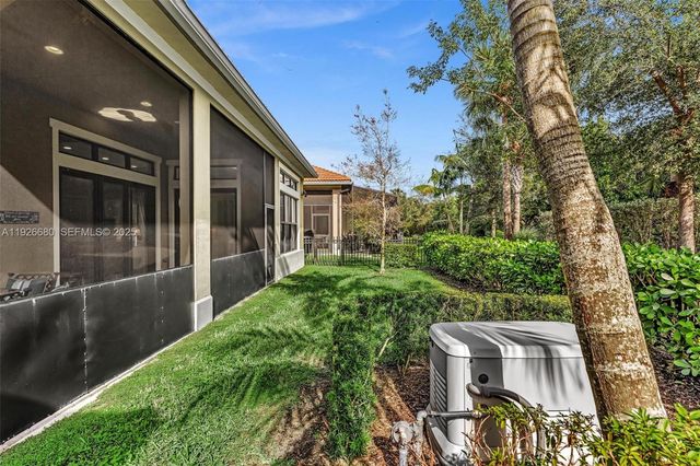 9172 E Leon Cir E, Parkland, FL 33076