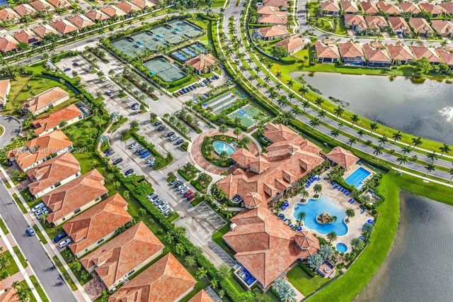 9172 E Leon Cir E, Parkland, FL 33076